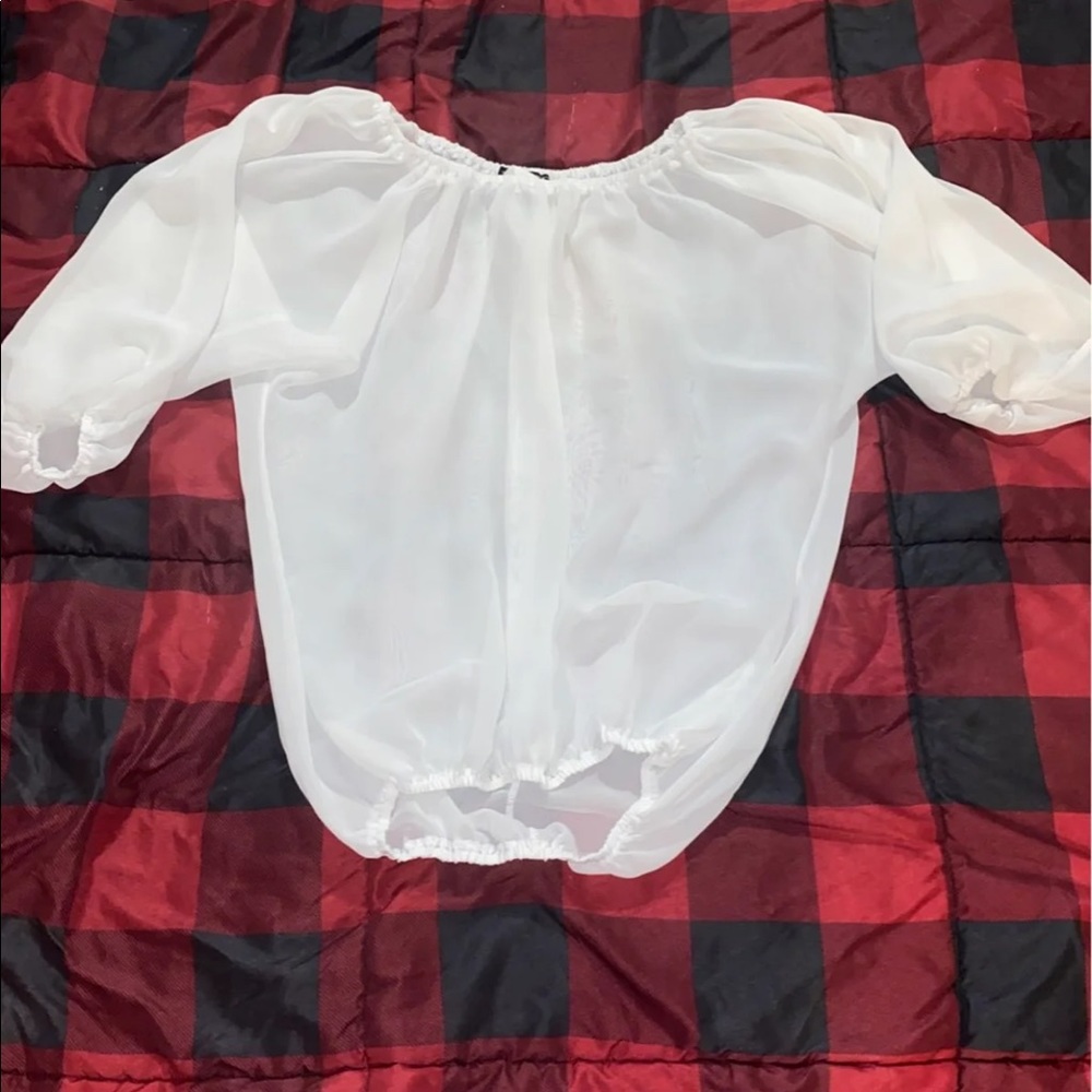 FREE GIFT W/PURCHASE Deb blouse